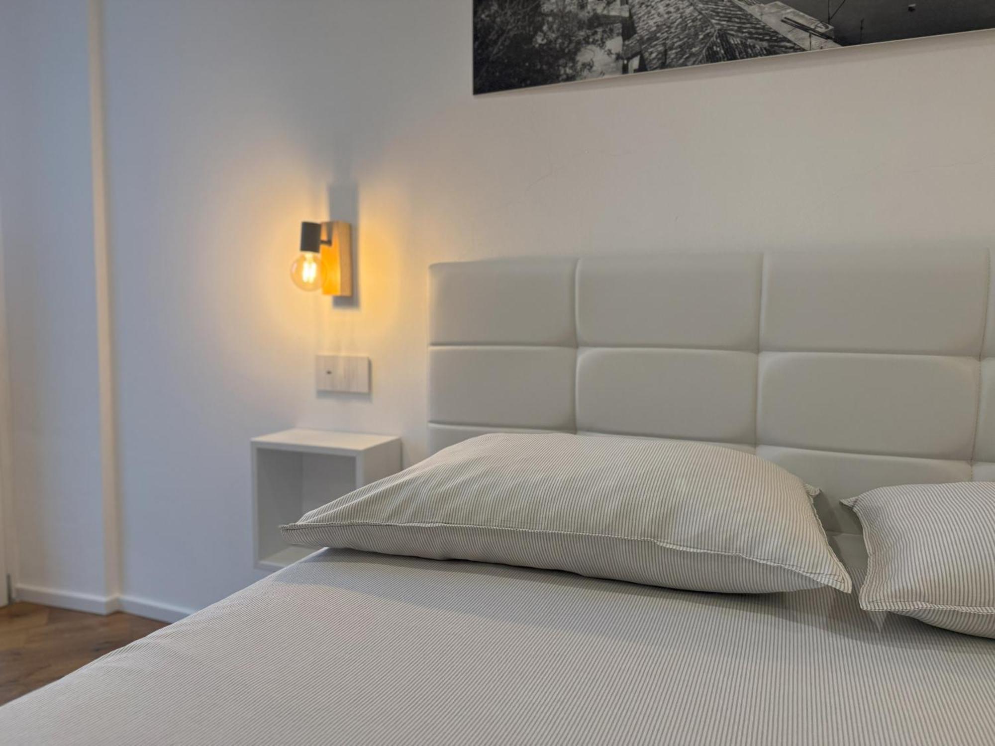 ארקו East West Room מראה חיצוני תמונה